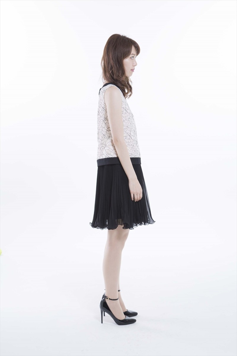 GRACE CONTINENTALのフレアプリーツスカートドレス ホワイト 1,1 
