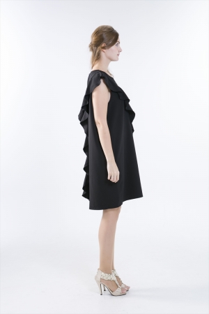 ASOSのフリルデザインドレス